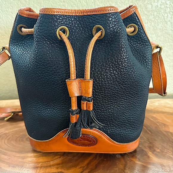 Dooney & Bourke Handbags - Vintage Dooney & Bourke Black Drawstring Pebbled Leather Bucket Bag